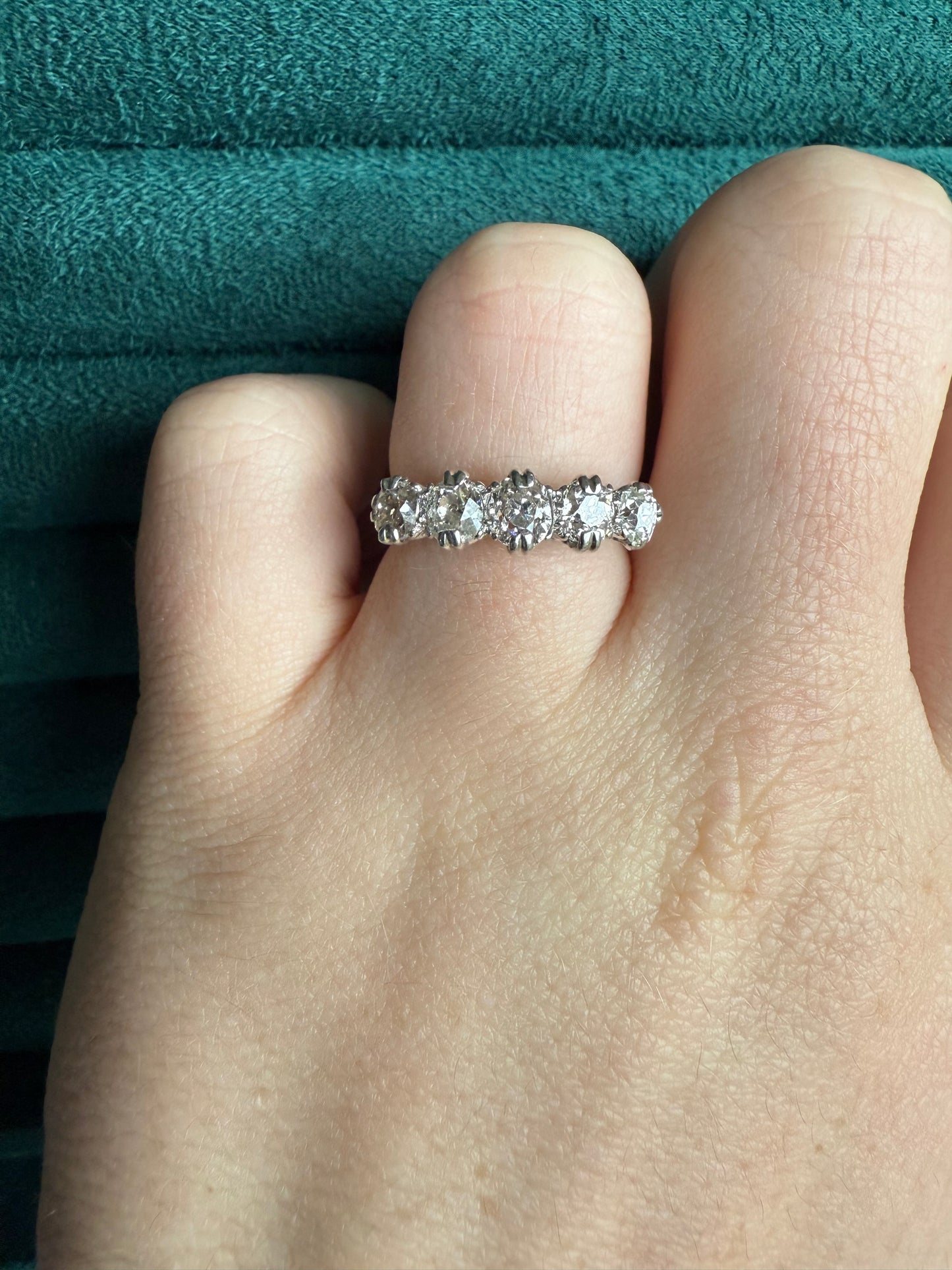 Platinum diamond 5 stone ring aprox 2cts