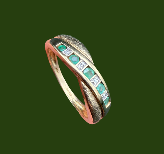 9ct gold emerald and diamond brushed band ring