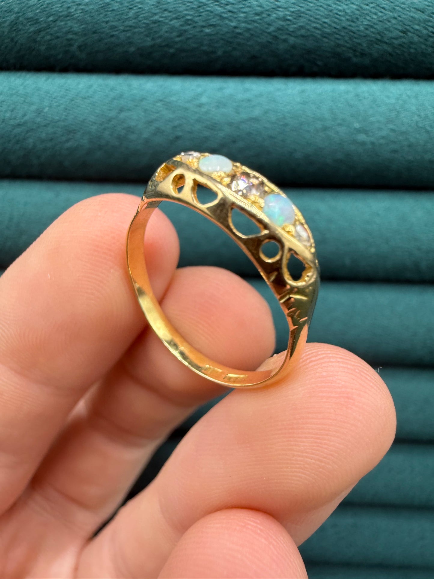 18ct gold antique opal and diamond boat ring