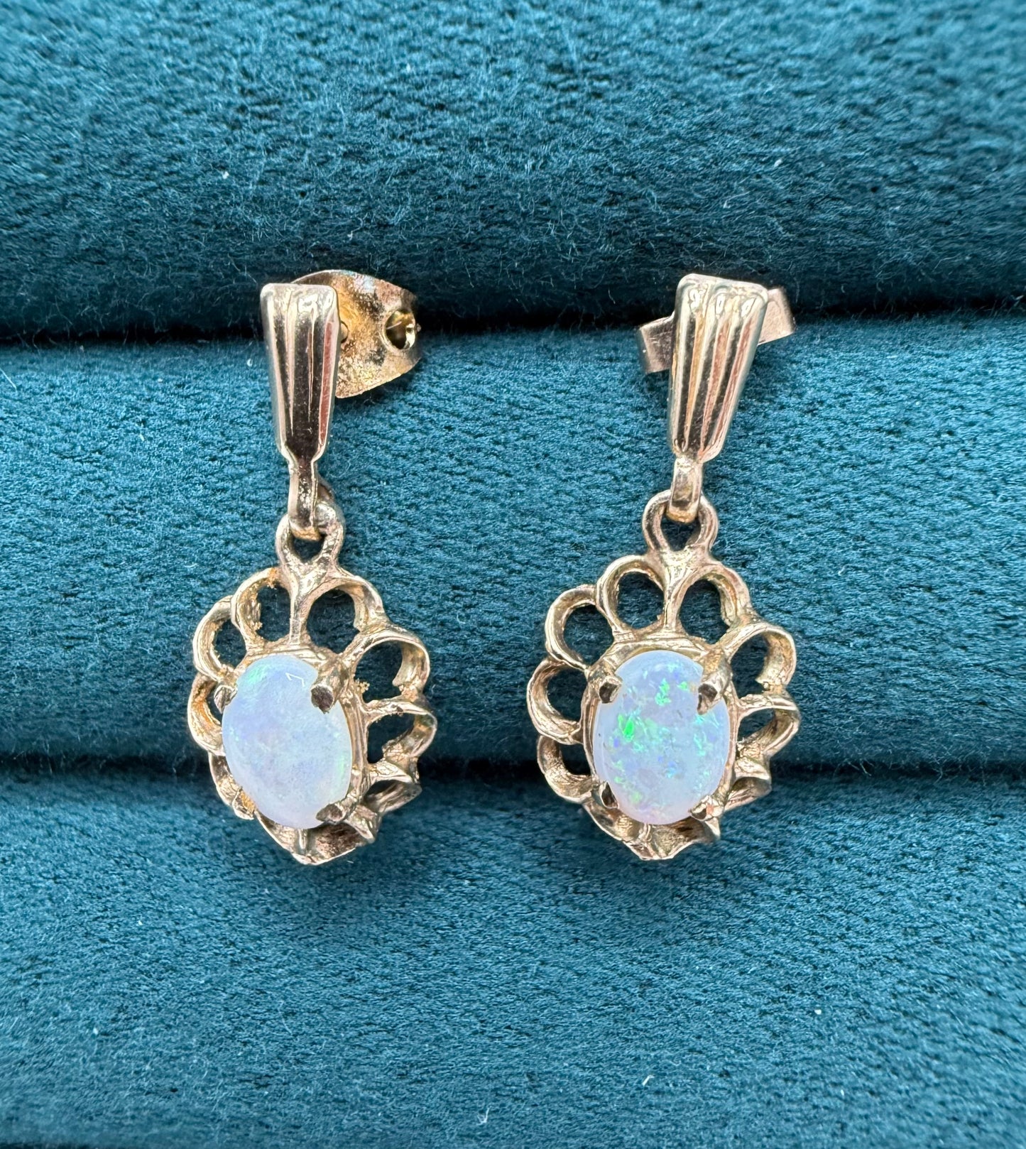9ct gold opal earrings
