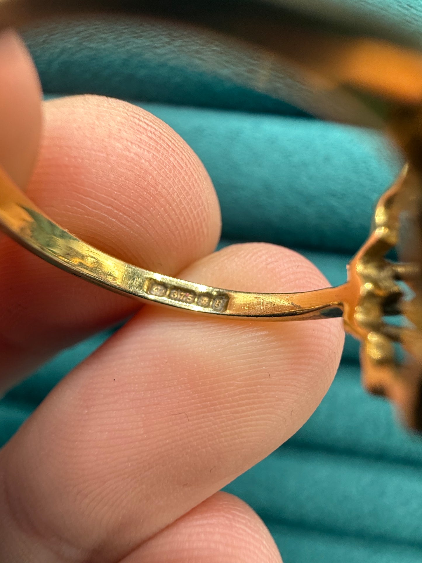 9ct gold opal and garnet ring