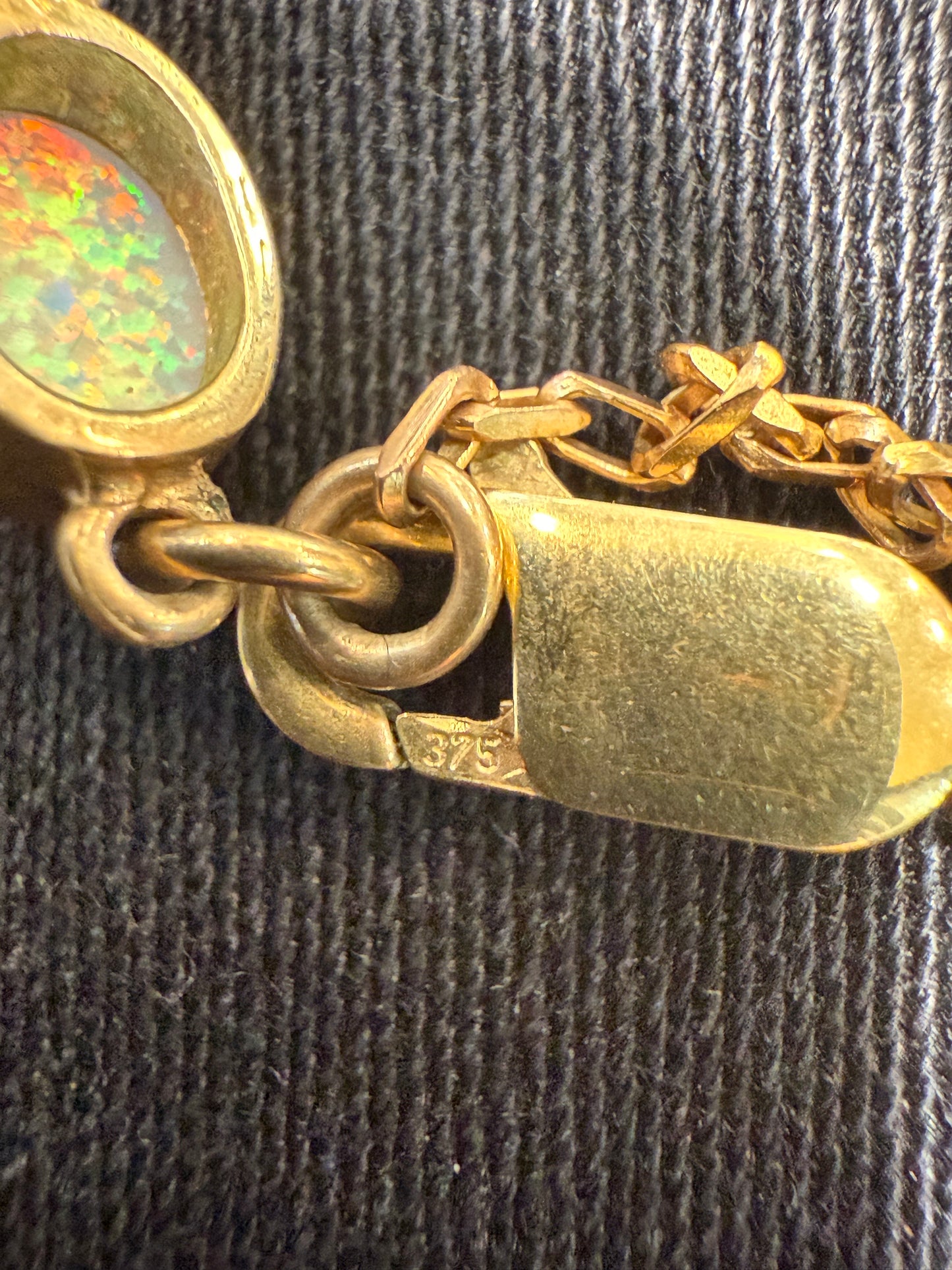 9ct gold opal bracelet