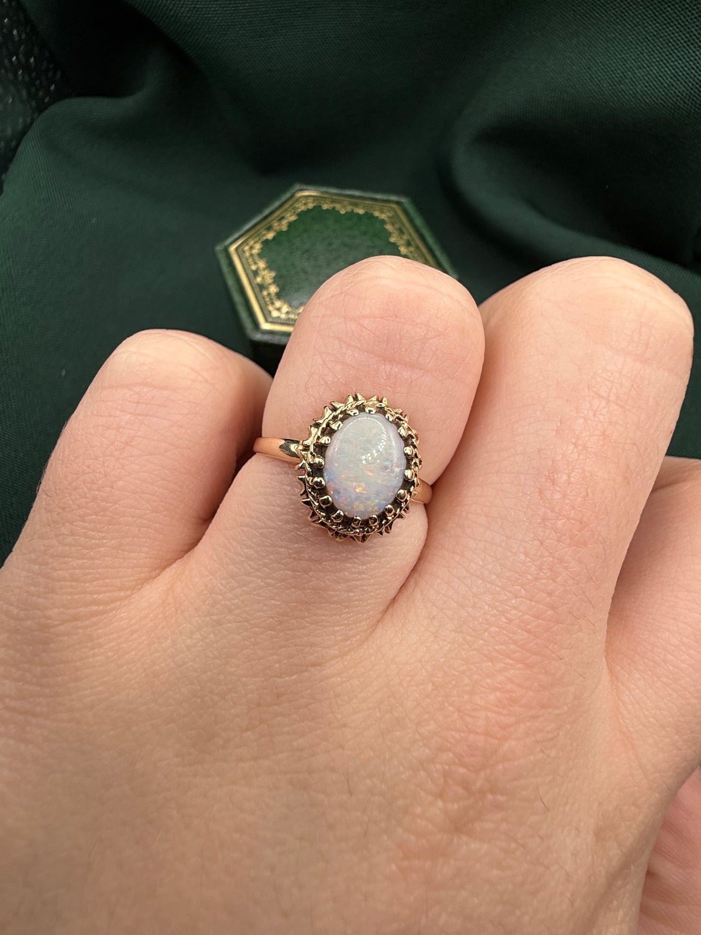 9ct gold opal ring