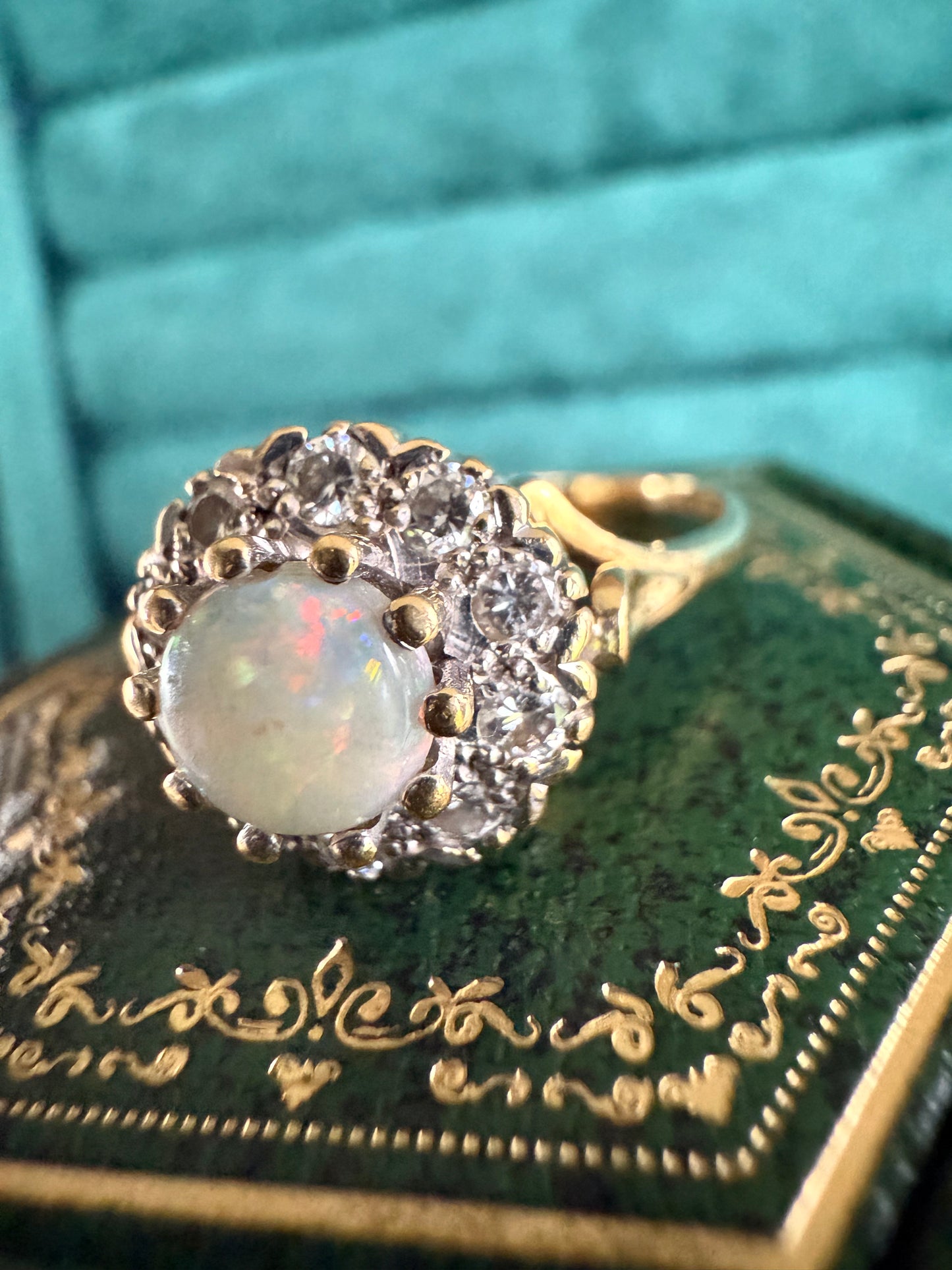 18ct gold opal and diamond cluster ring