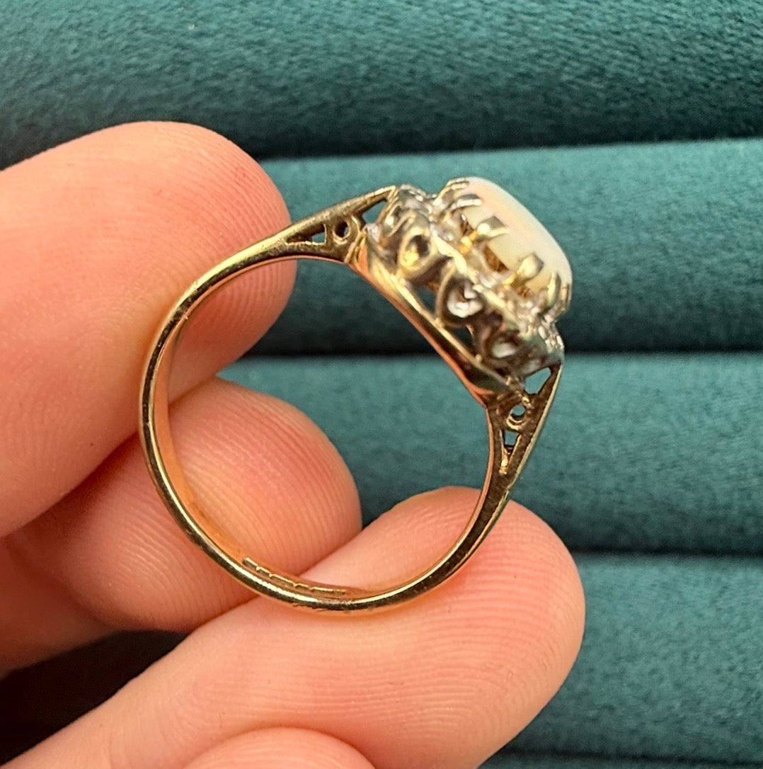 9ct gold opal and diamond ring