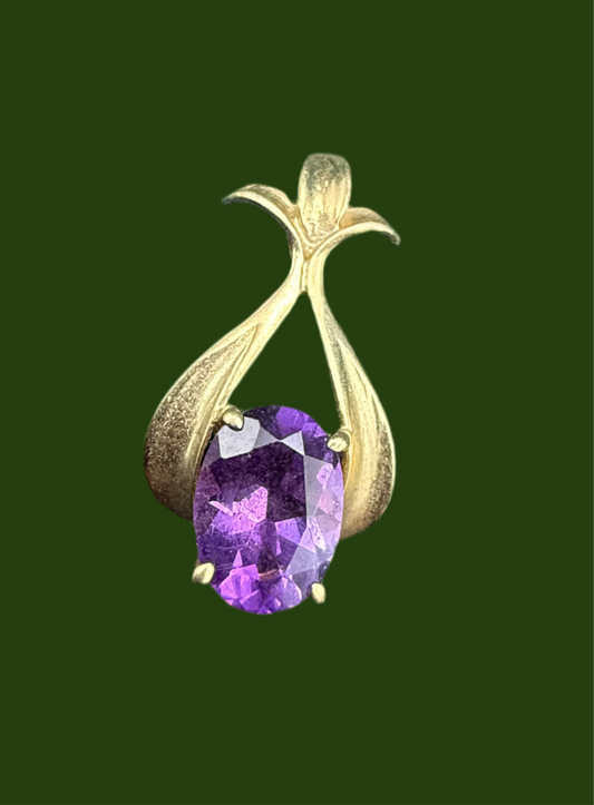9ct gold amethyst pendant