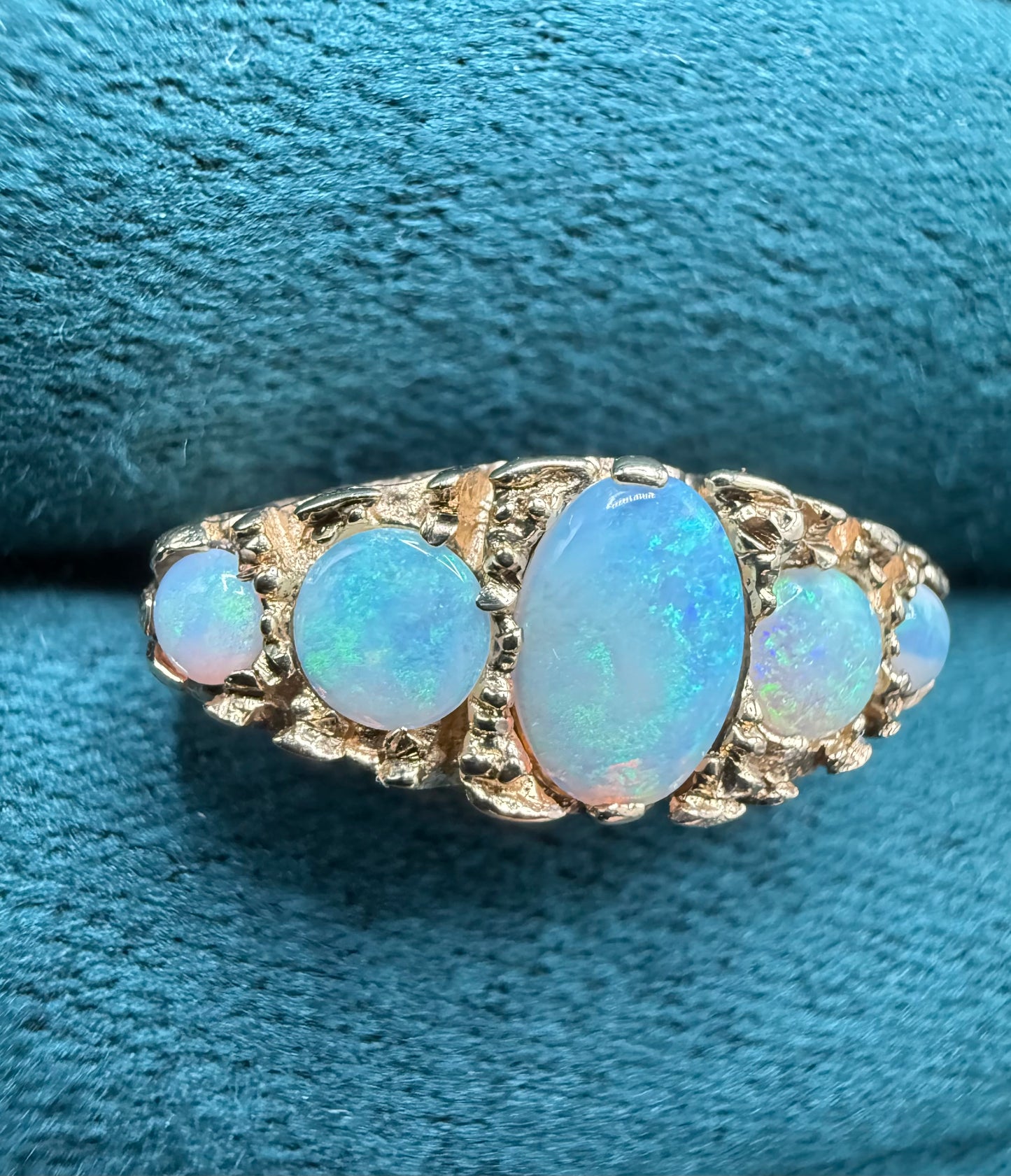9ct gold opal 5 stone ring