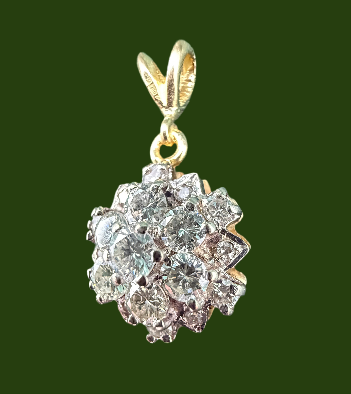 18ct gold diamond pendant