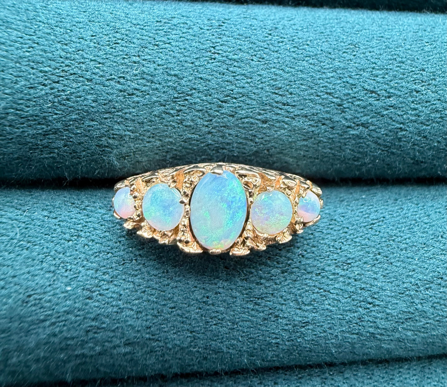 9ct gold opal 5 stone ring