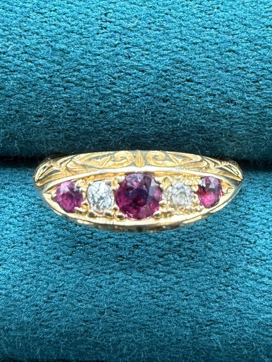 18ct gold antique ruby and diamond boat ring size M
