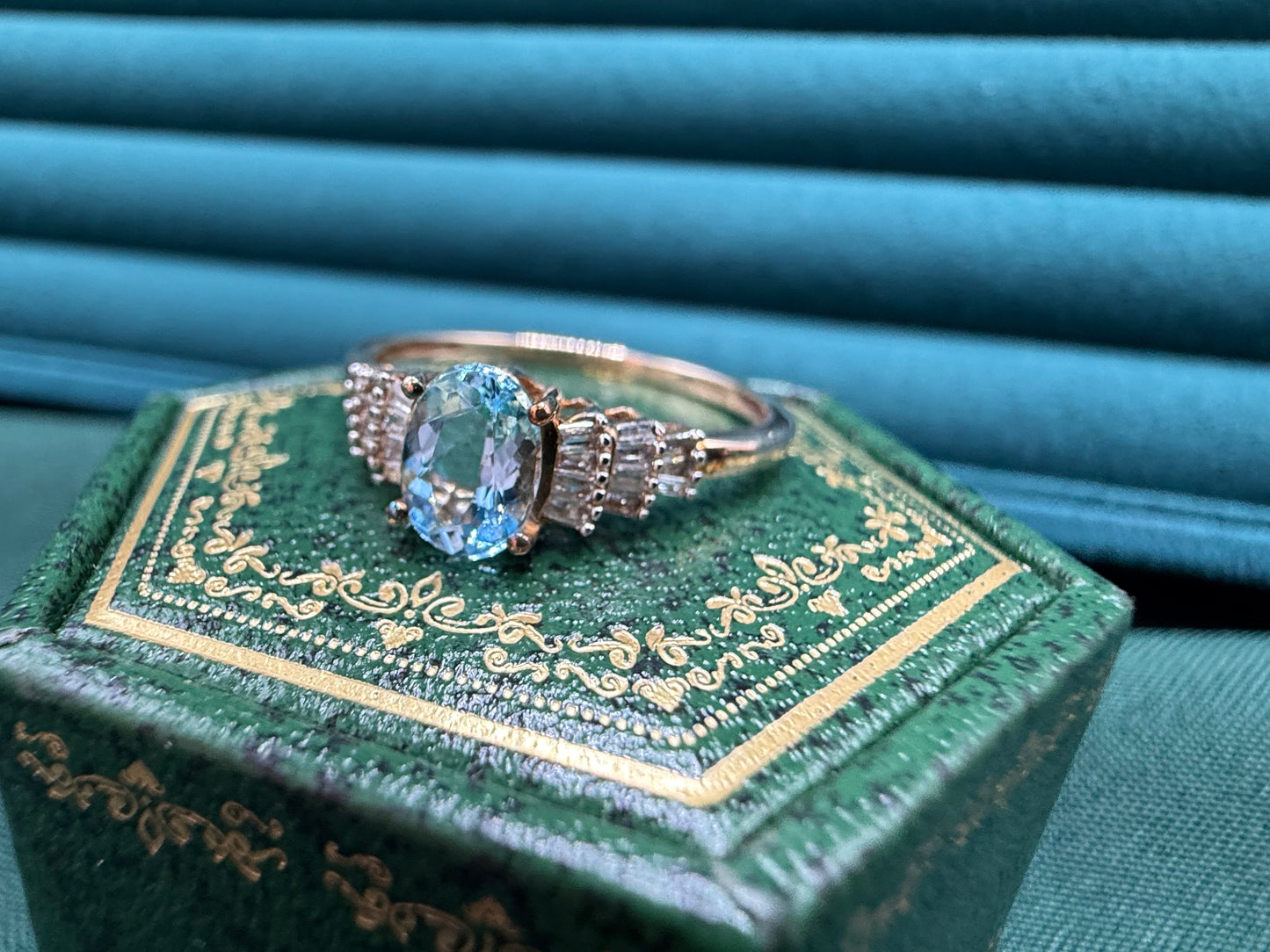 9ct gold topaz and baguette cut diamond ring