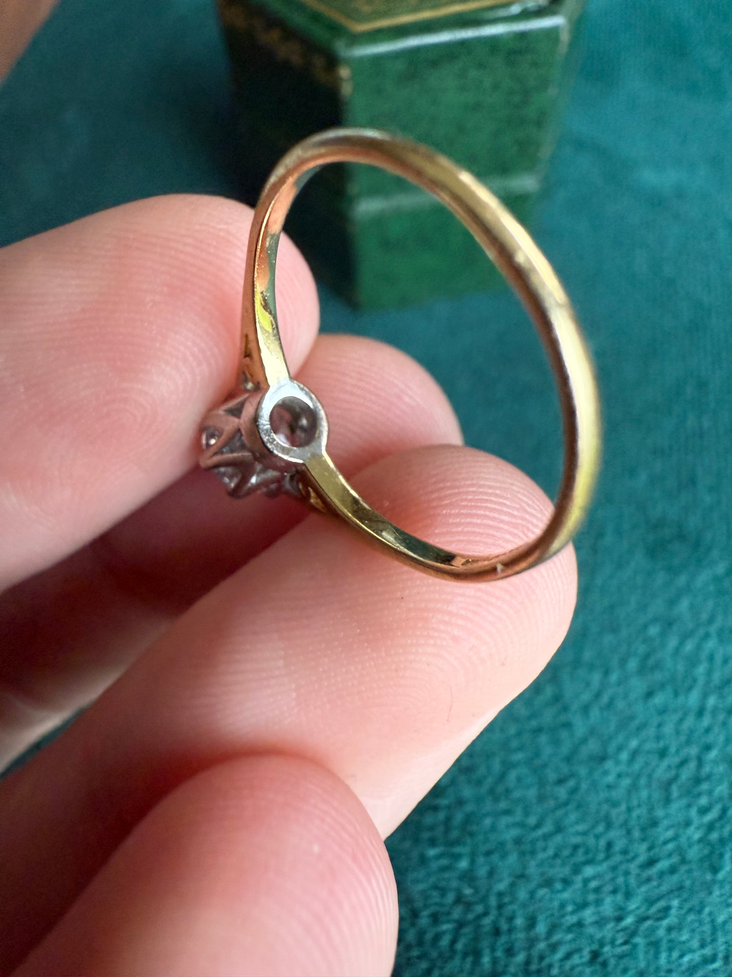 18ct gold brilliant cut diamond solitaire ring 0.75ct