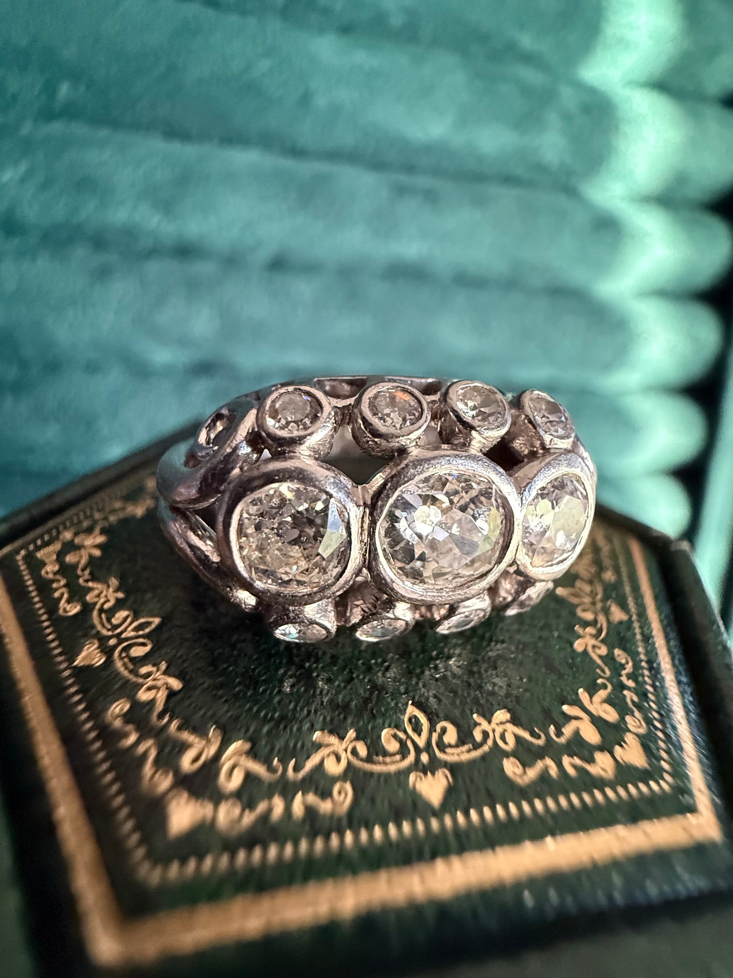 18ct white gold diamond tank ring