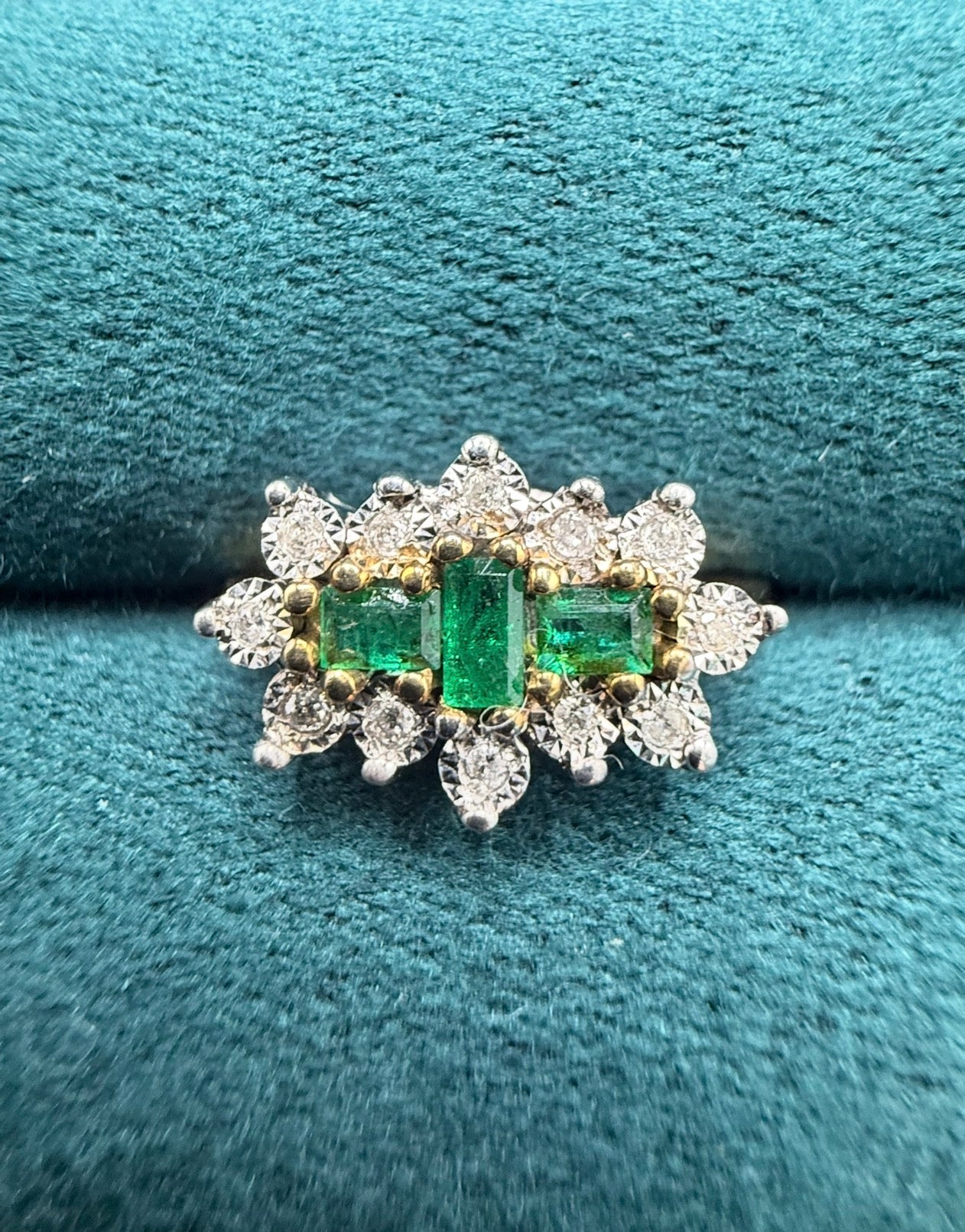 9ct gold emerald and diamond ring