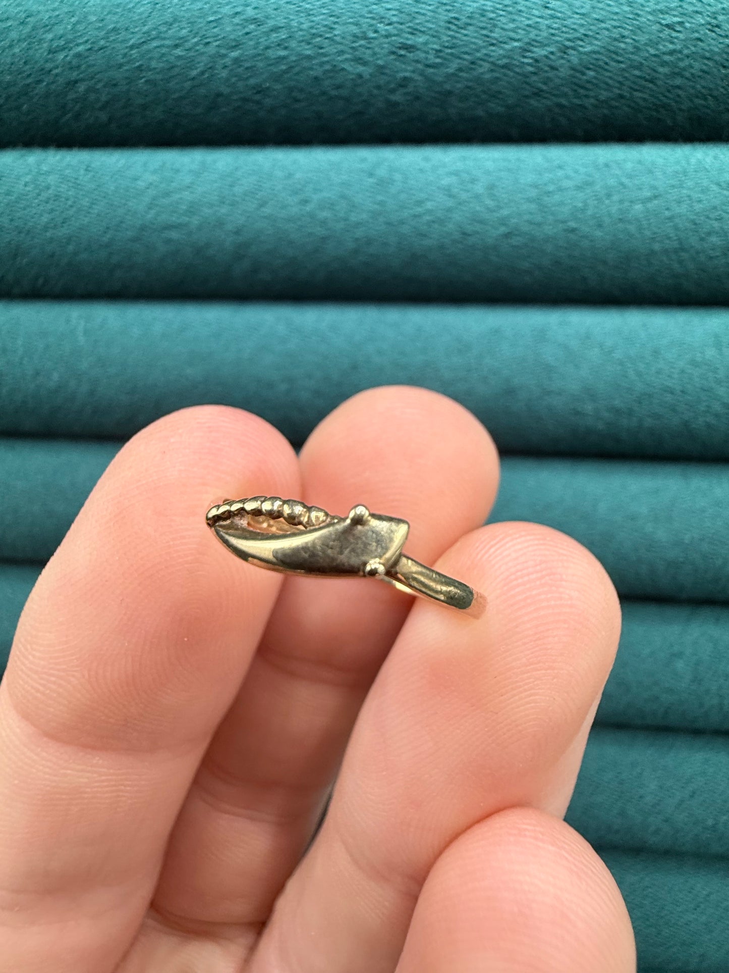 9ct gold snake ring