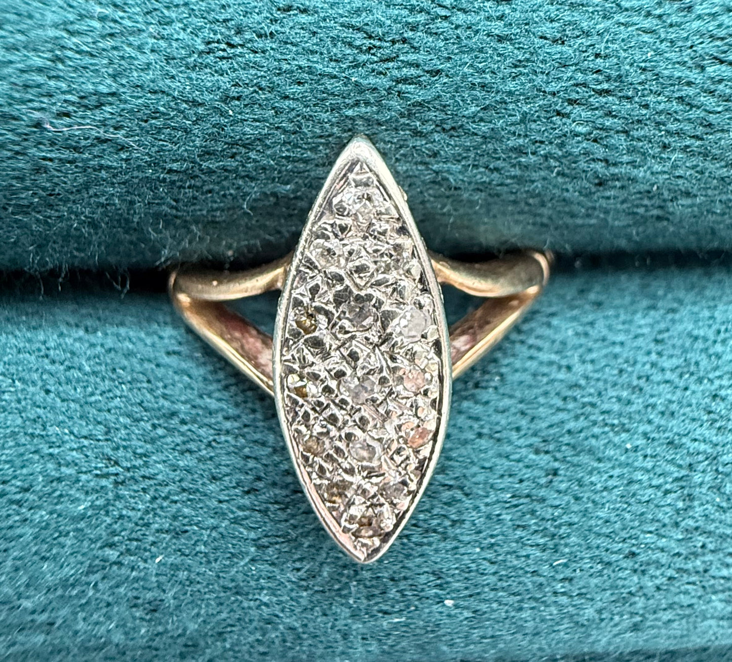 9ct gold kite shaped diamond ring