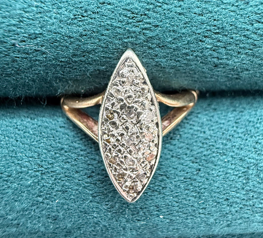 9ct gold kite shaped diamond ring