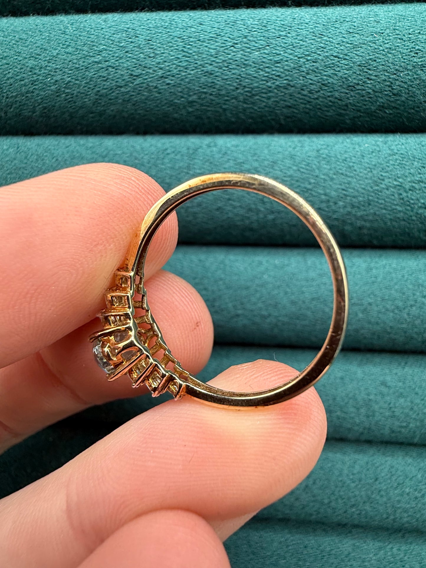 9ct gold topaz and baguette cut diamond ring