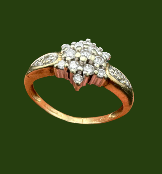 9ct gold diamond cluster ring