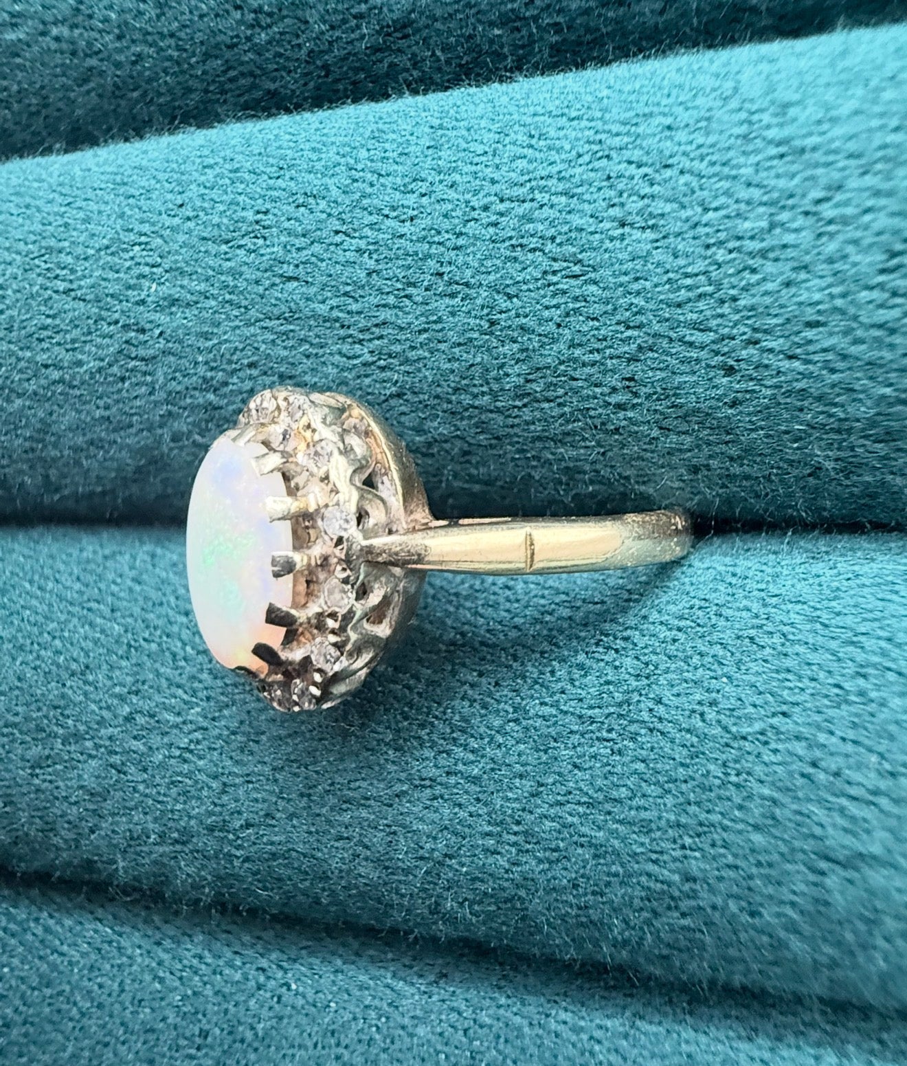 9ct gold opal and diamond ring