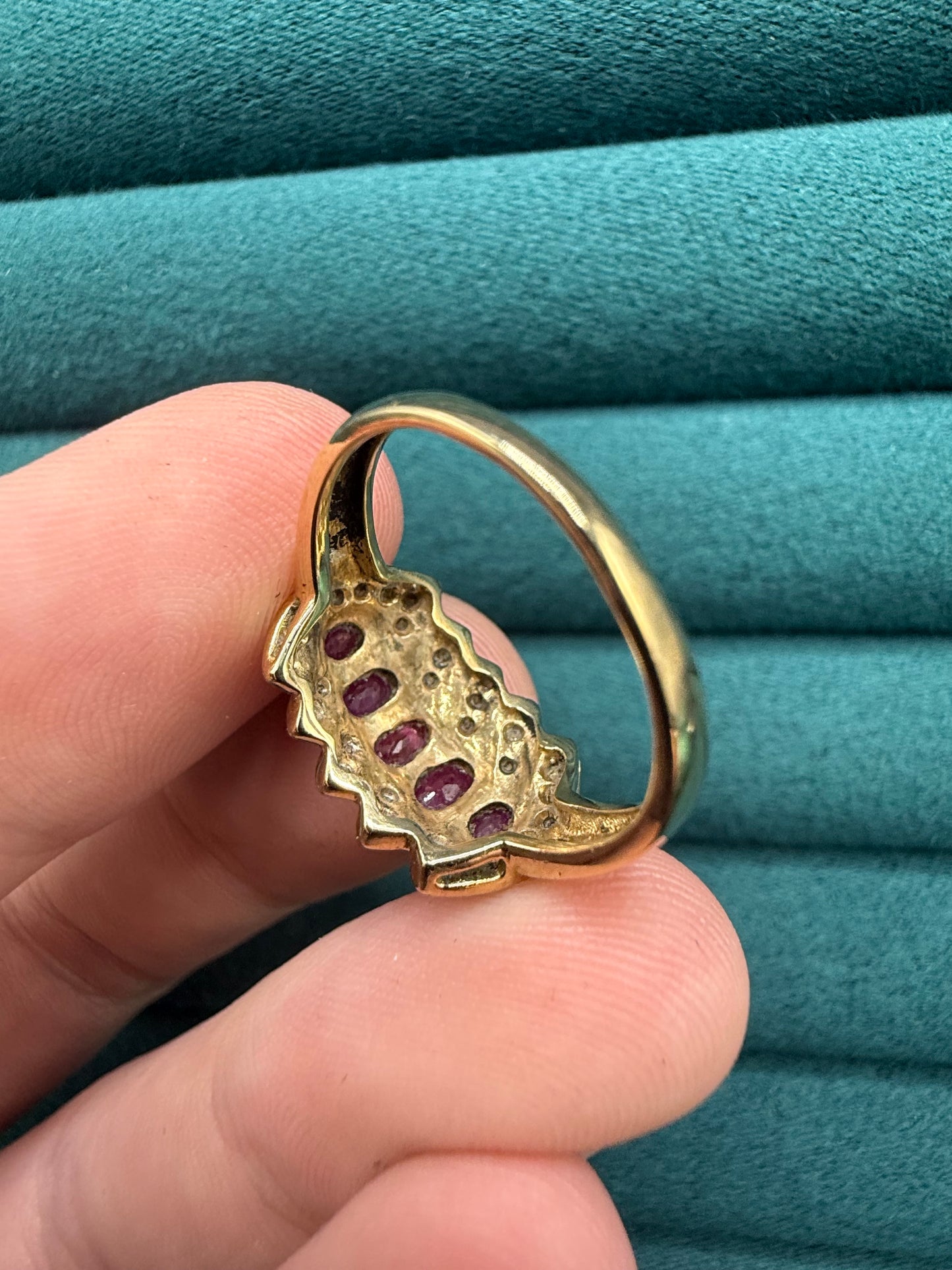 9ct gold ruby and diamond ring