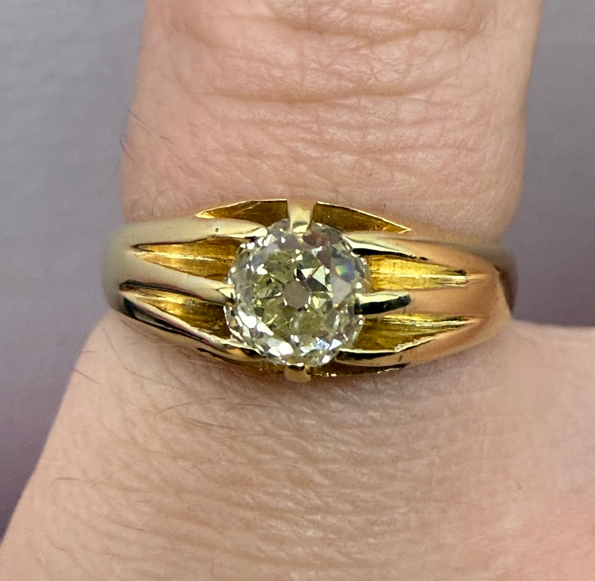 18ct gold old mine cut diamond ring