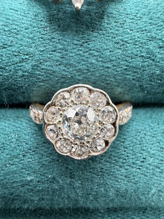 18ct gold and platinum old cut diamond daisy cluster ring antique