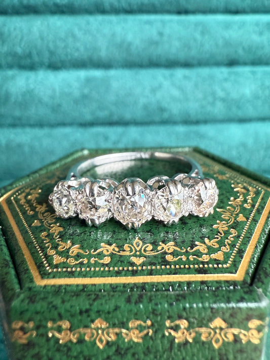 Platinum diamond 5 stone ring aprox 2cts