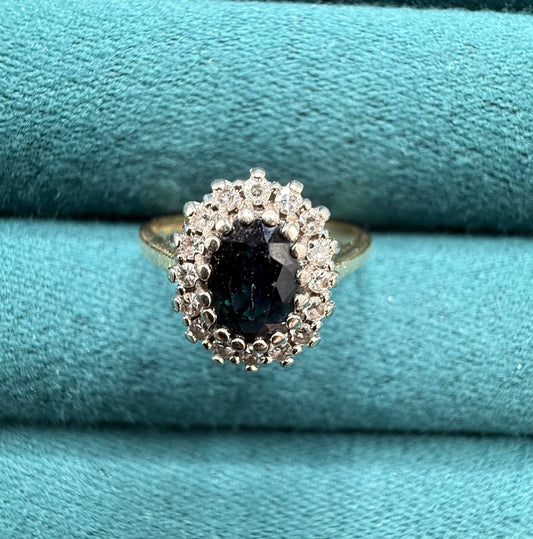 18ct gold sapphire and diamond ring