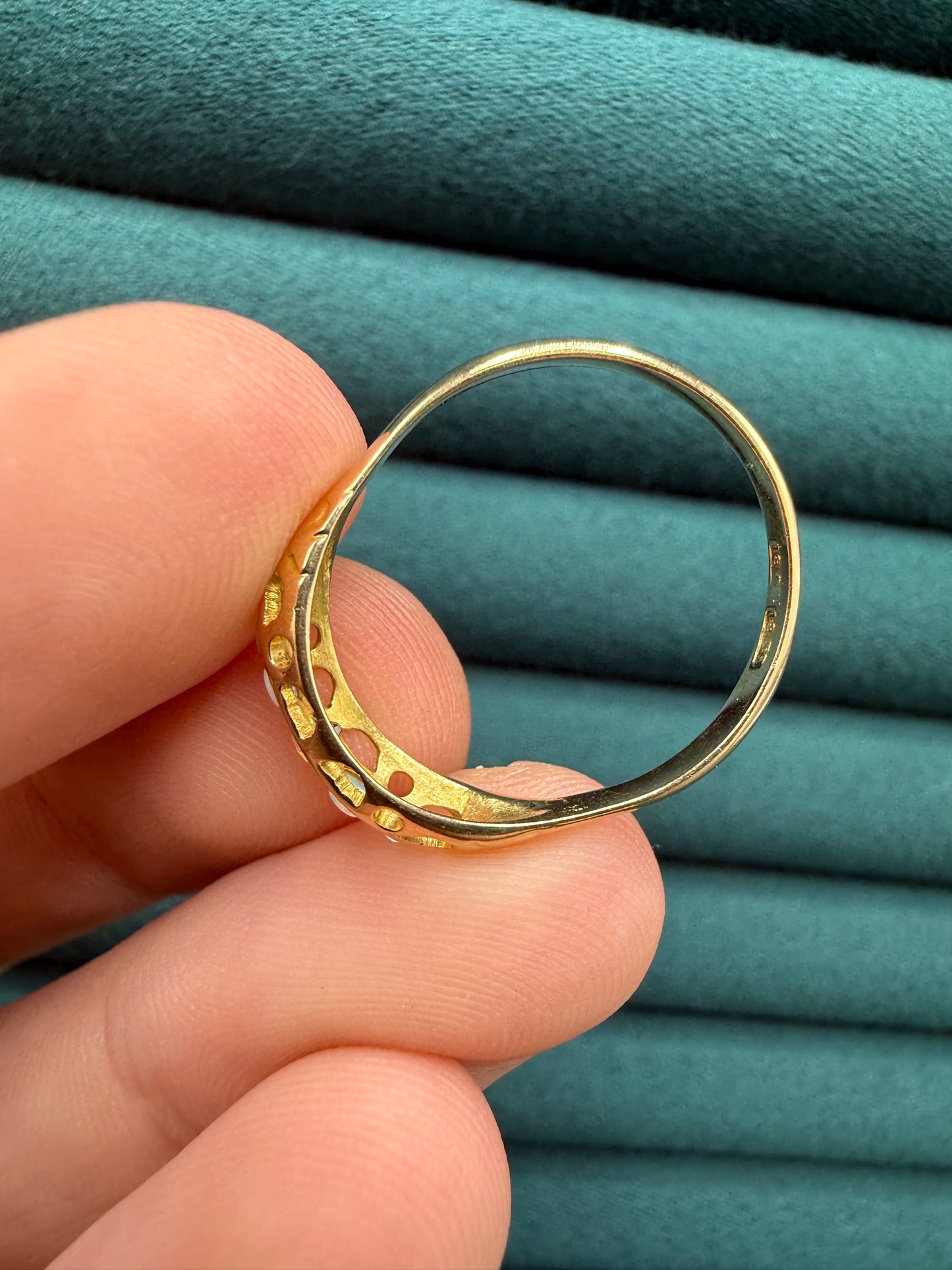 18ct gold antique opal and diamond boat ring