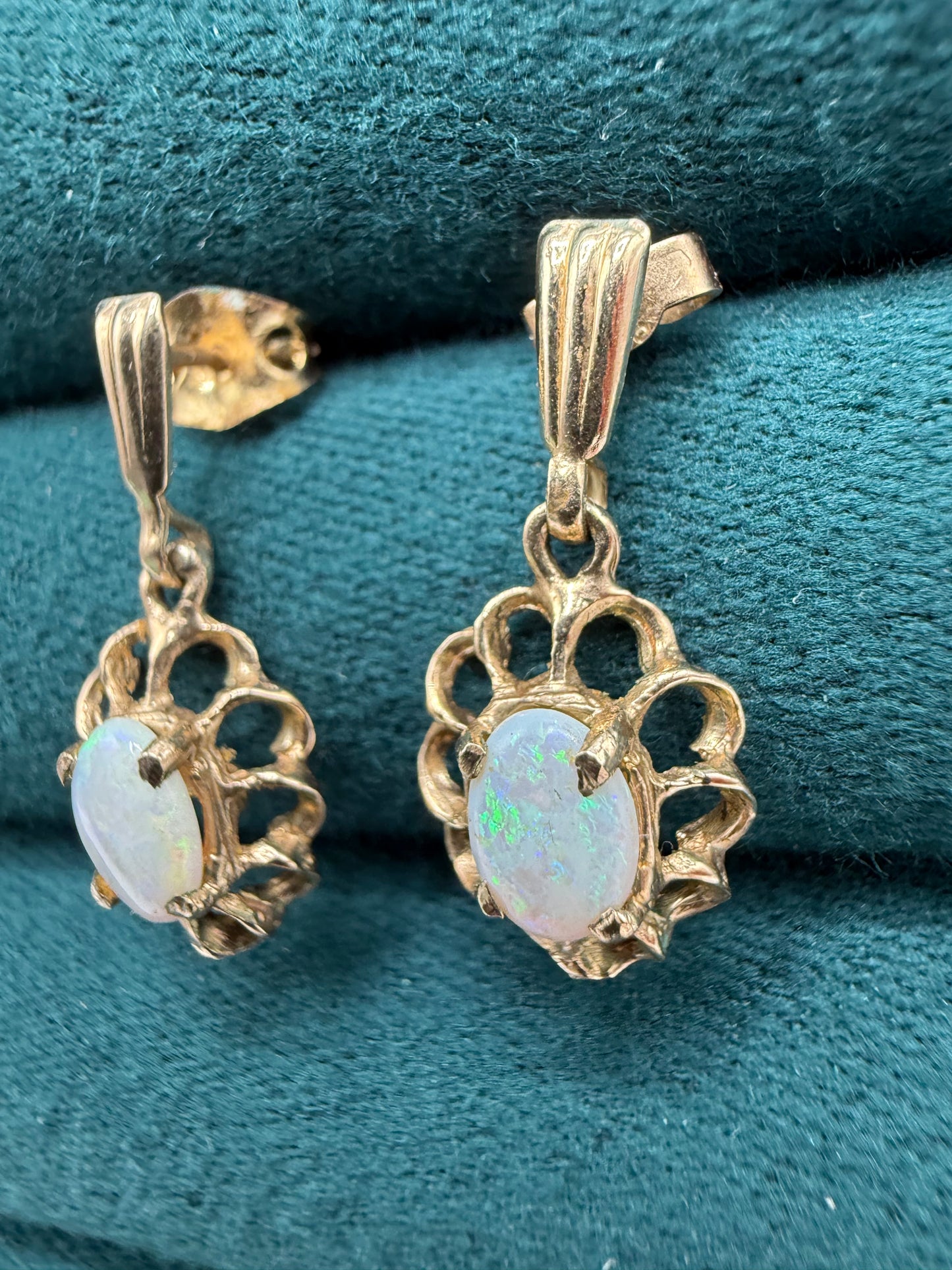 9ct gold opal earrings