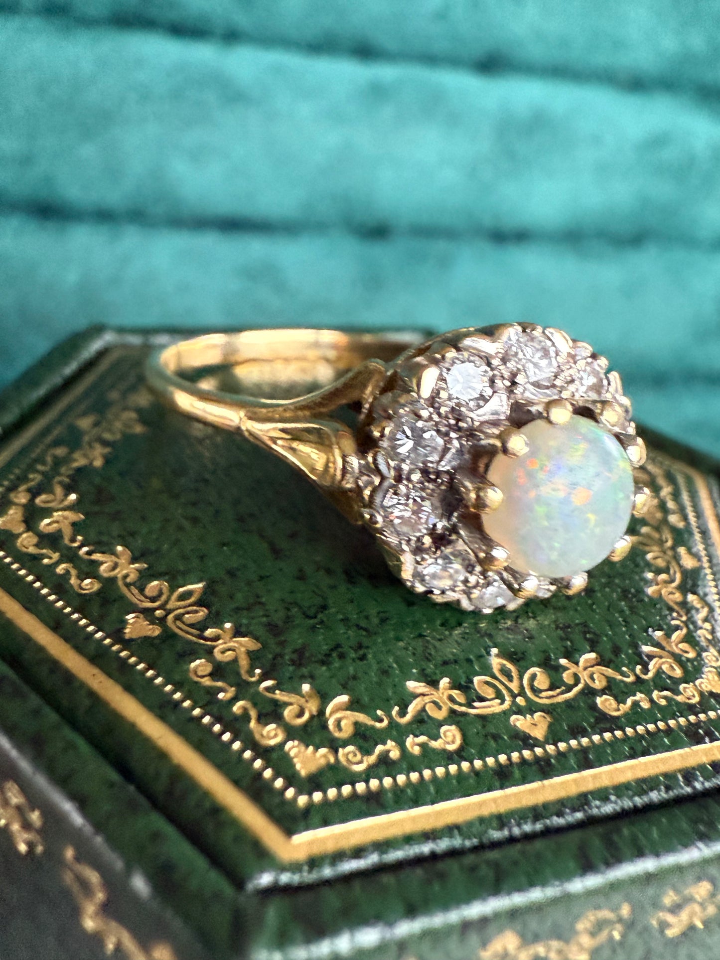 18ct gold opal and diamond cluster ring
