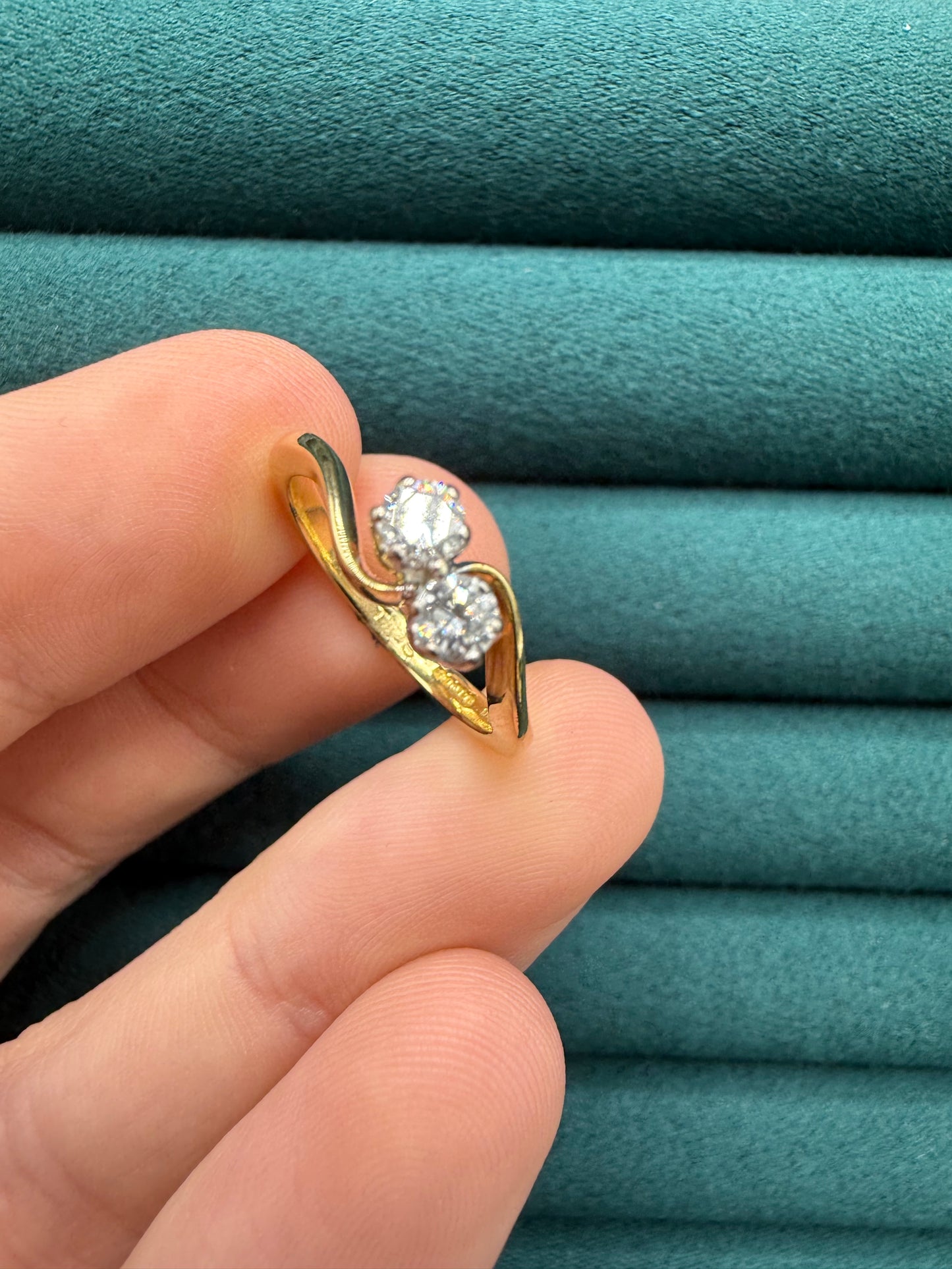 18ct gold diamond twist ring