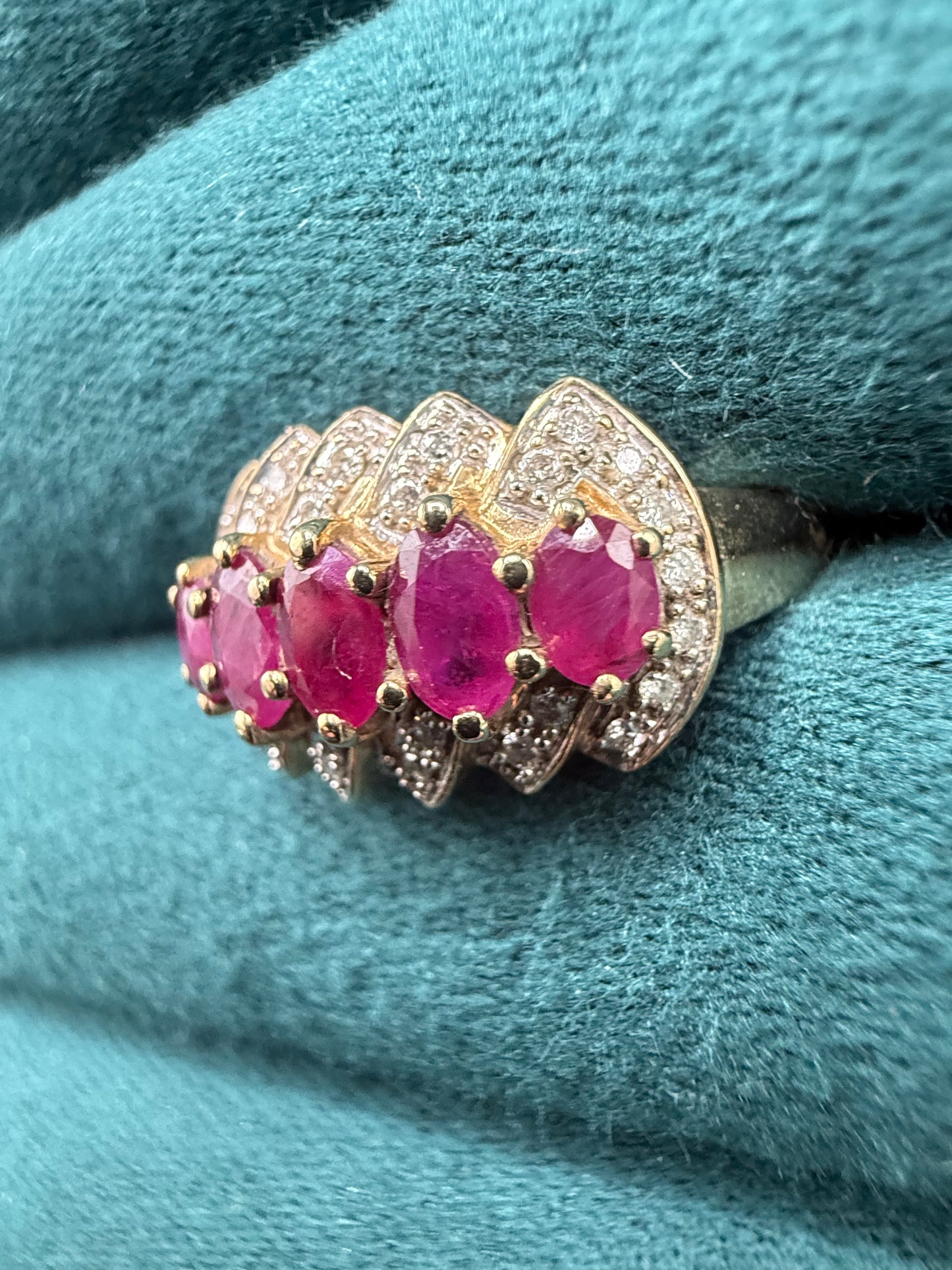 9ct gold ruby and diamond ring