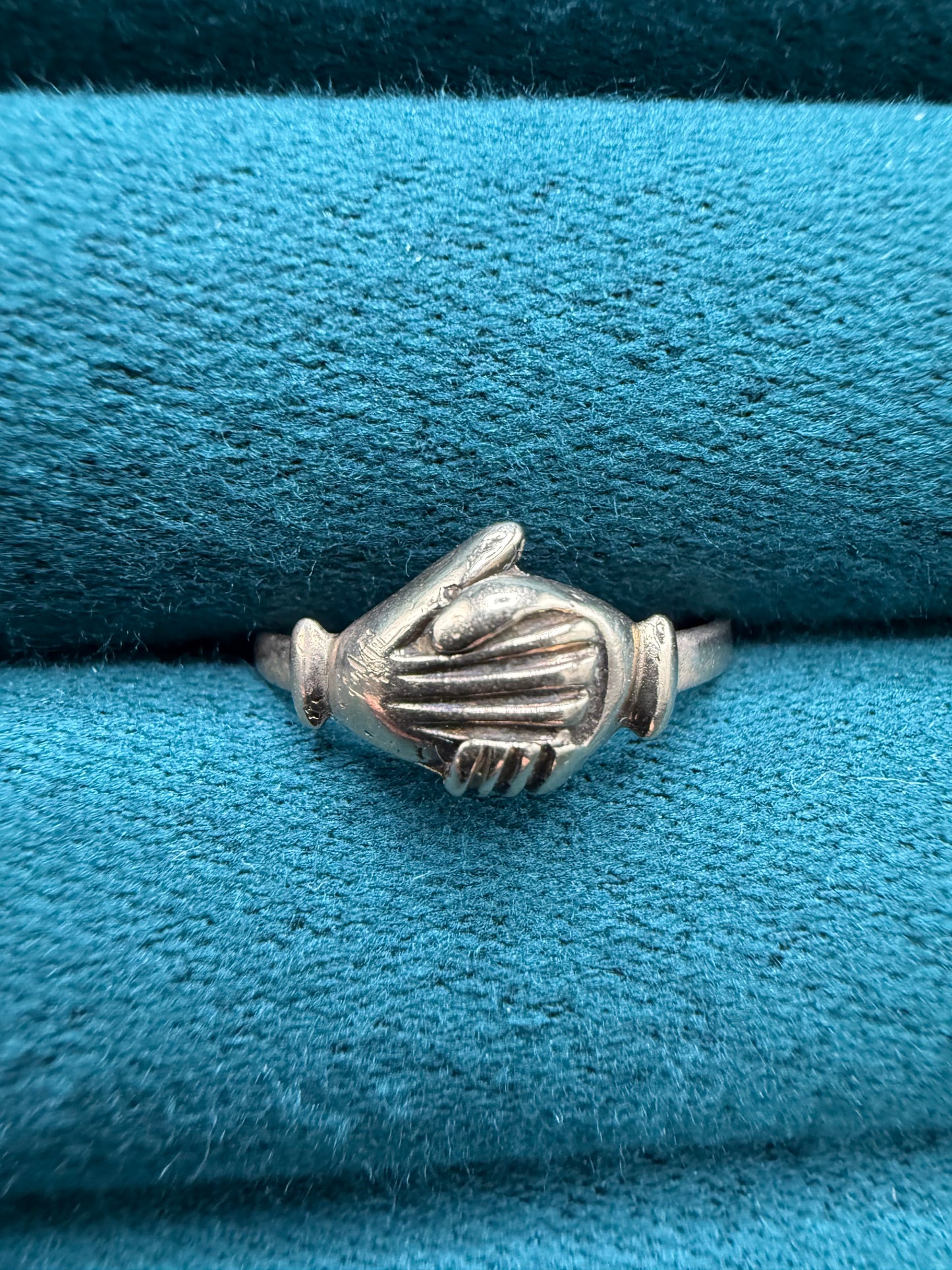9ct gold Fede ring