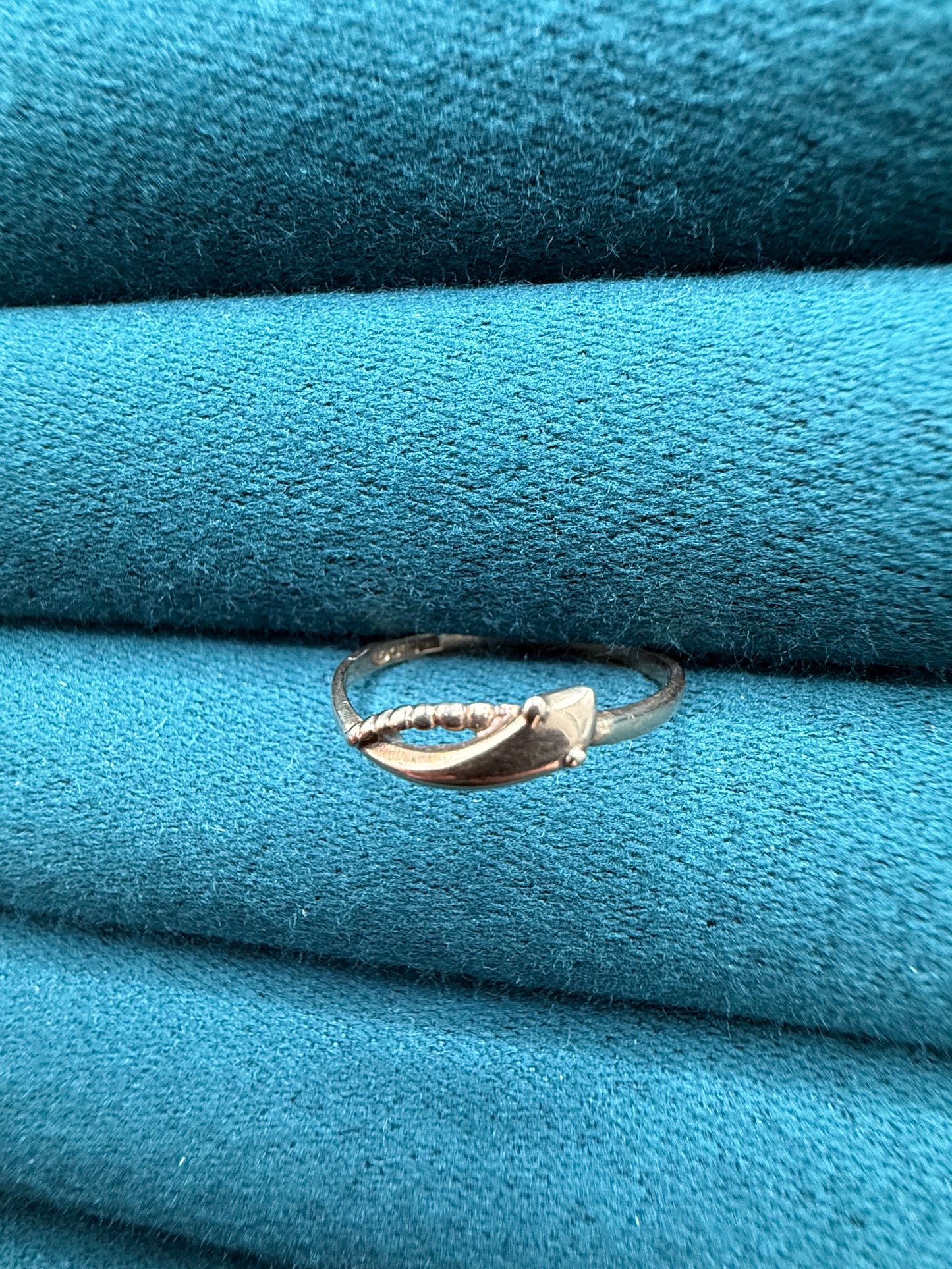 9ct gold snake ring