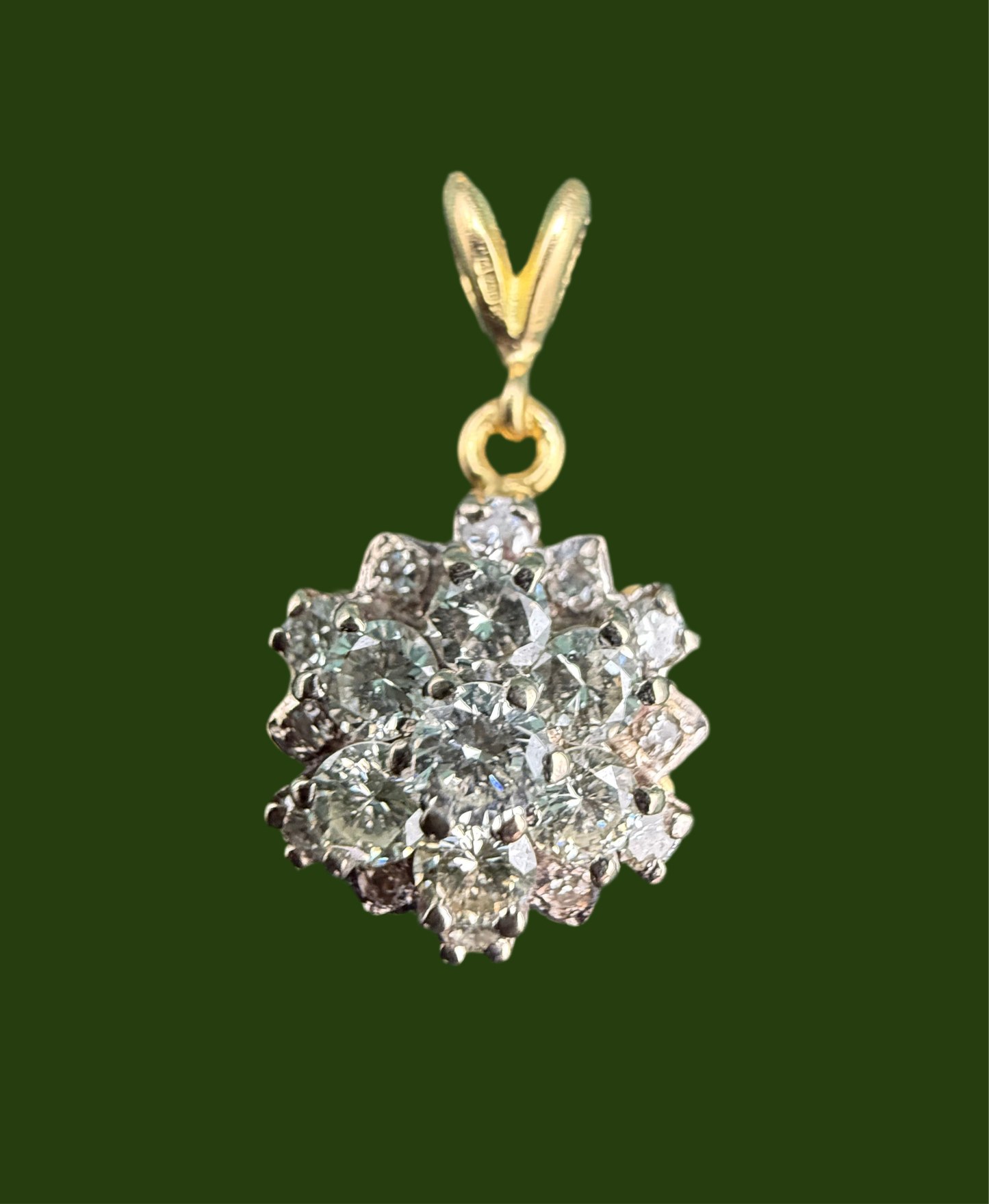 18ct gold diamond pendant