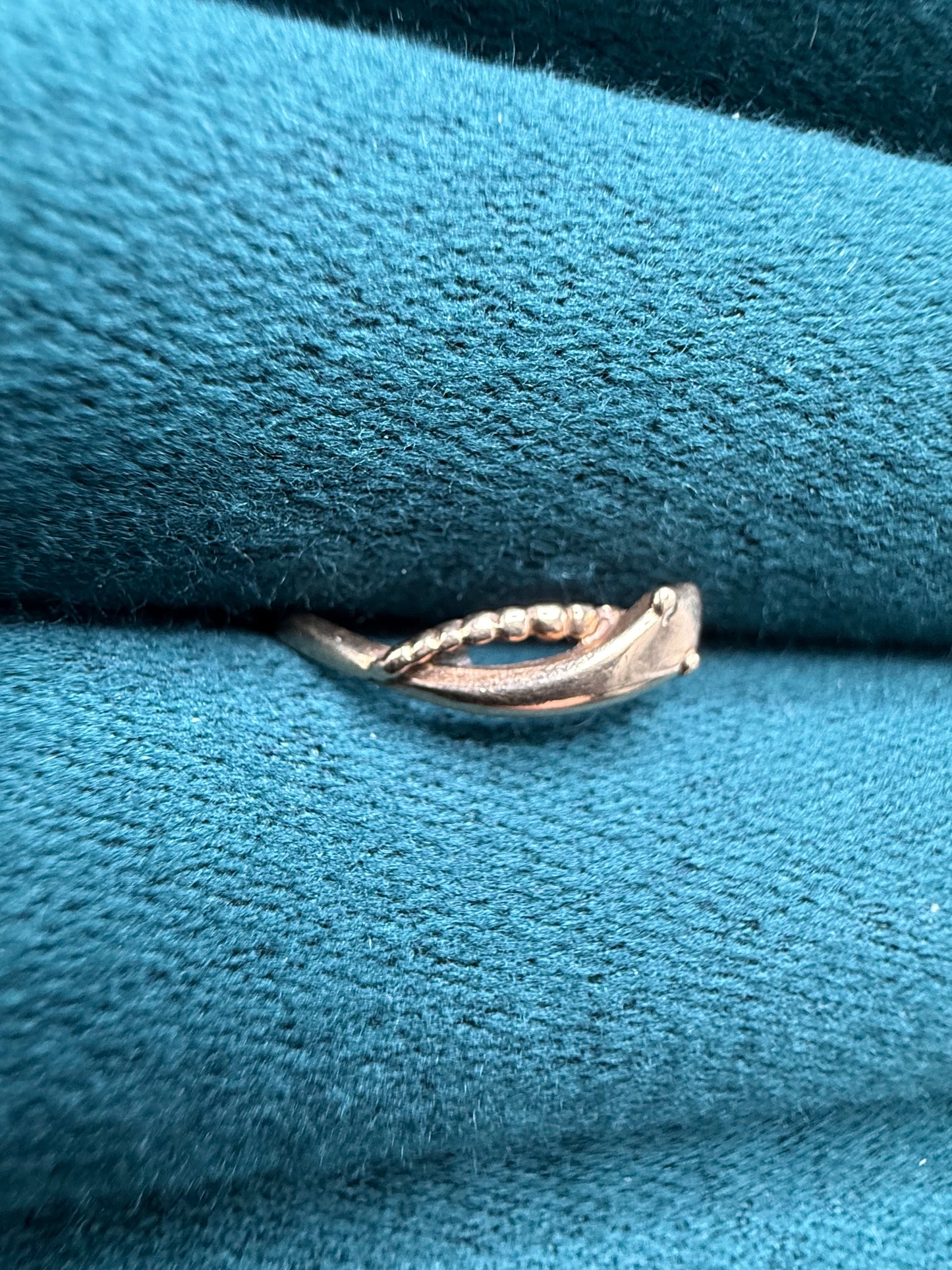 9ct gold snake ring