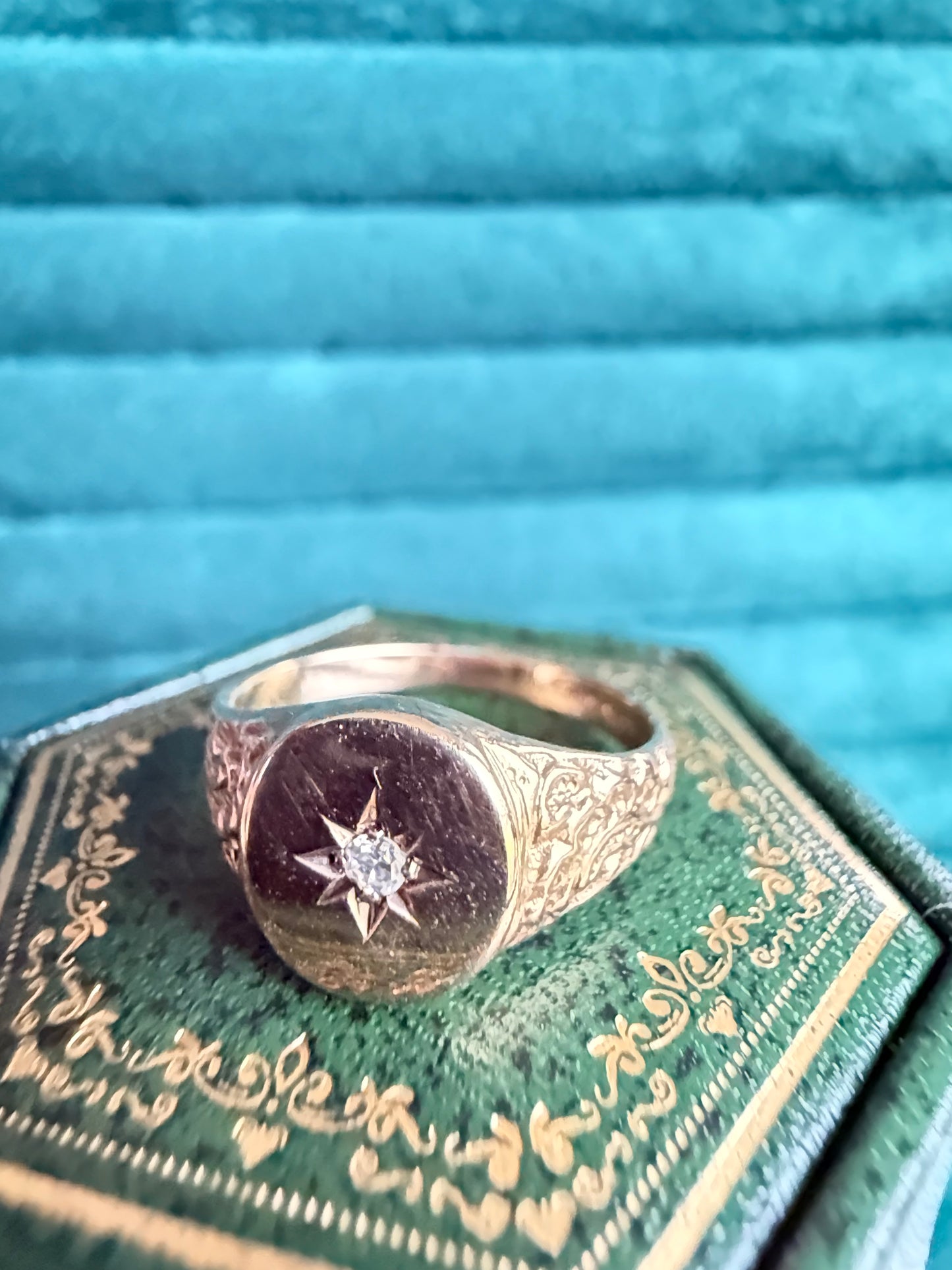 9ct gold diamond signet ring