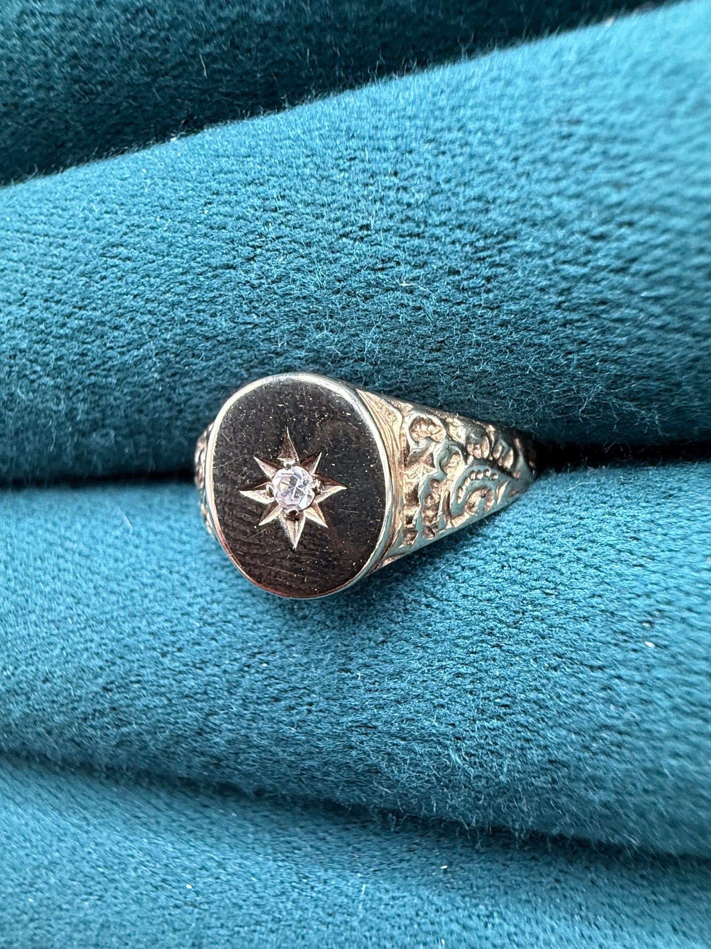 9ct gold diamond signet ring