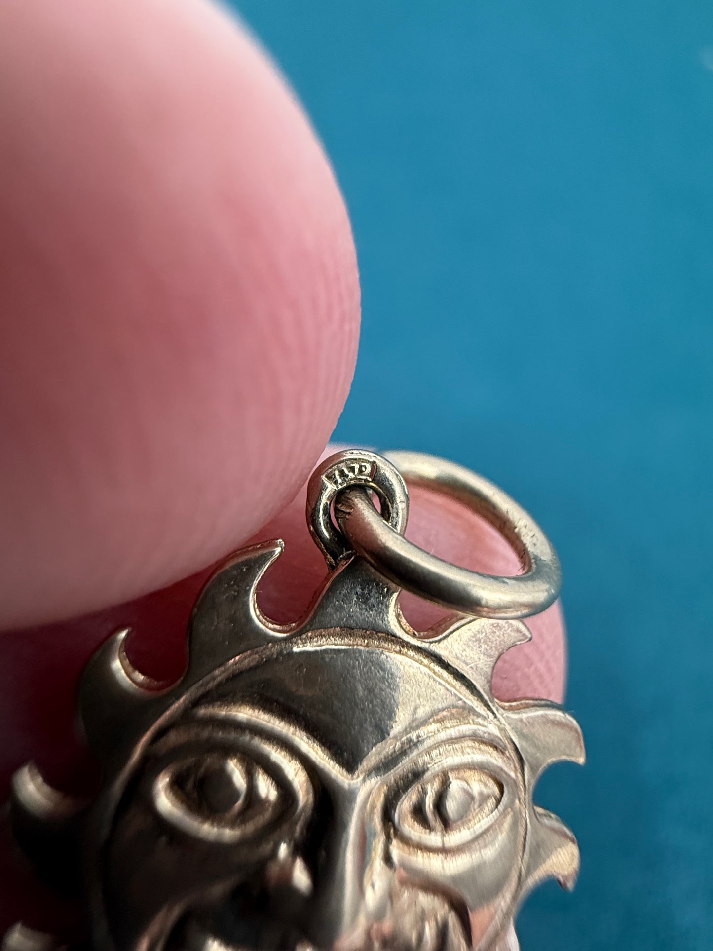 9ct gold sun pendant charm