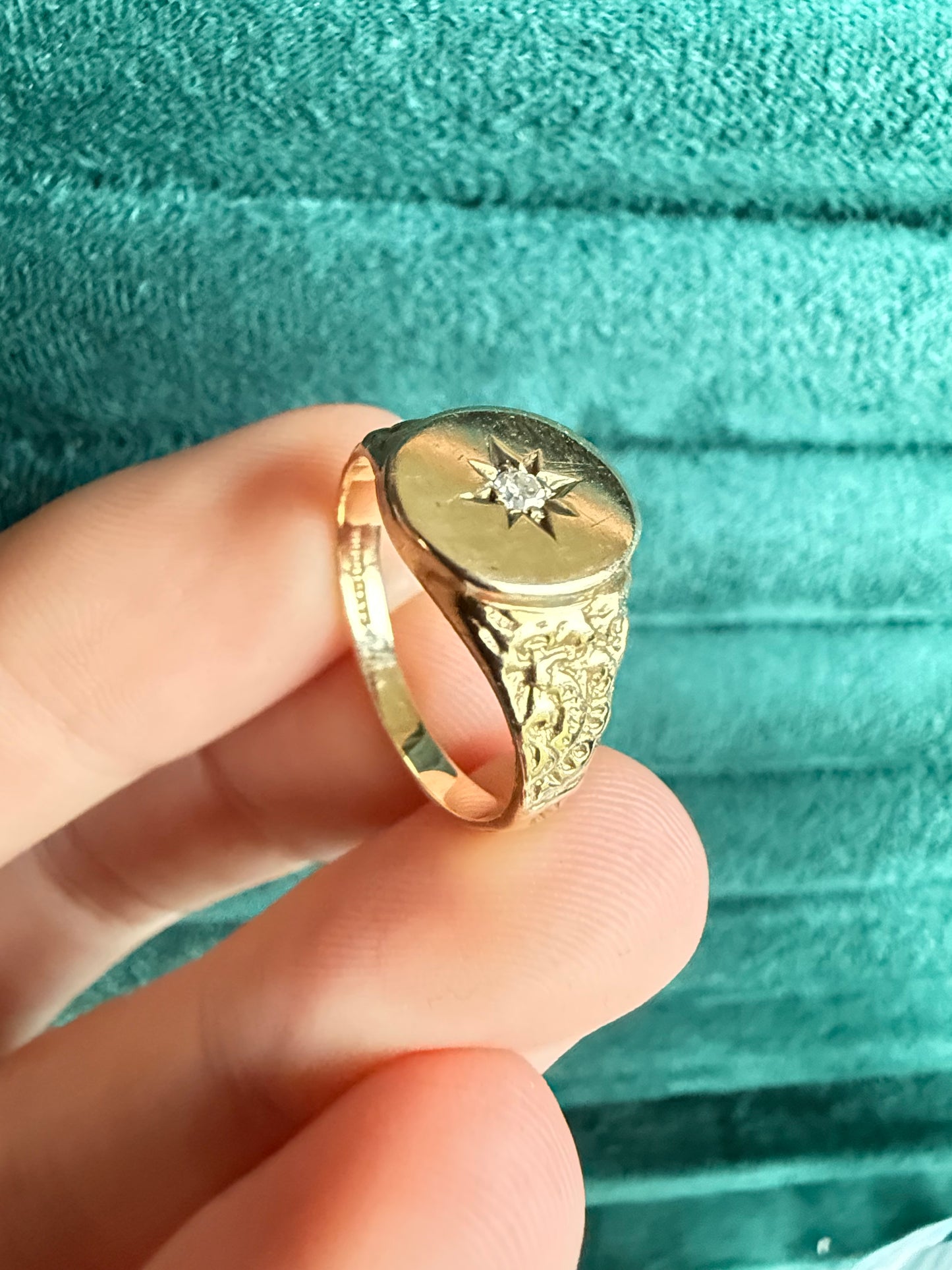 9ct gold diamond signet ring