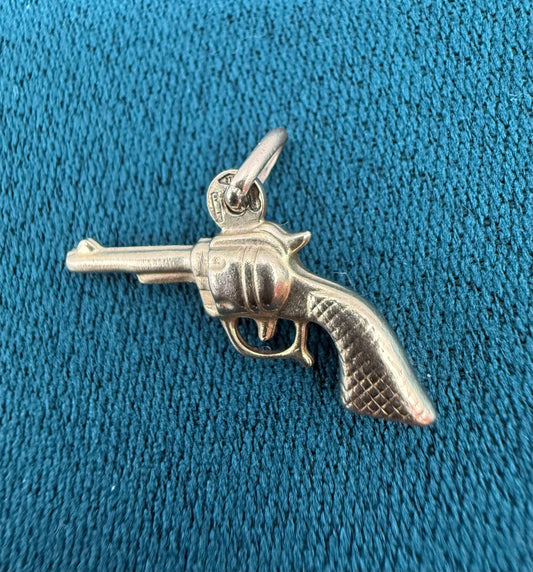 9ct gold revolver charm