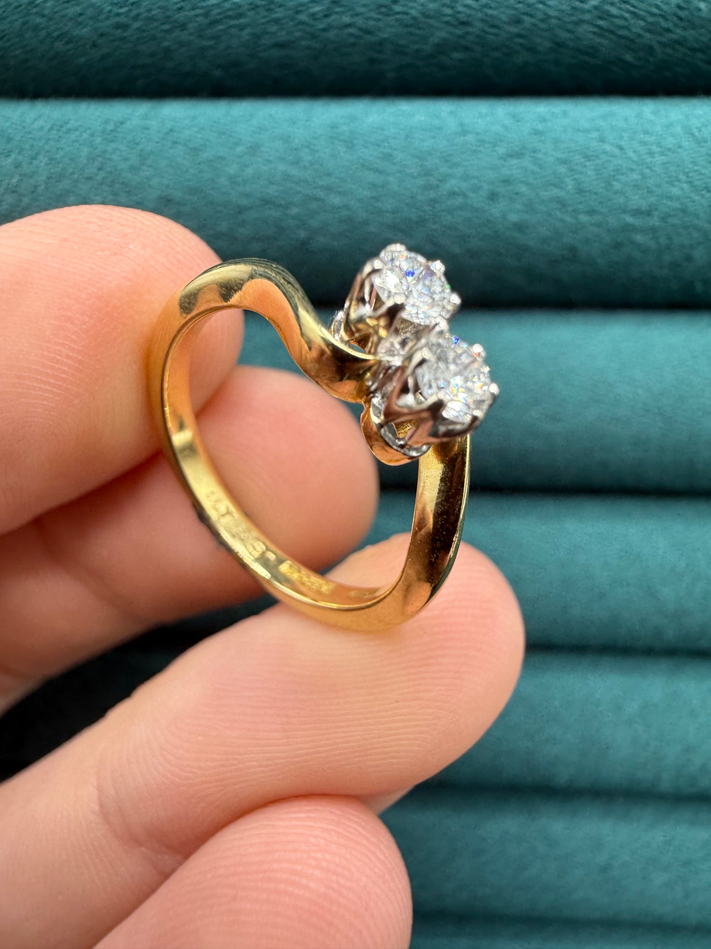 18ct gold diamond twist ring