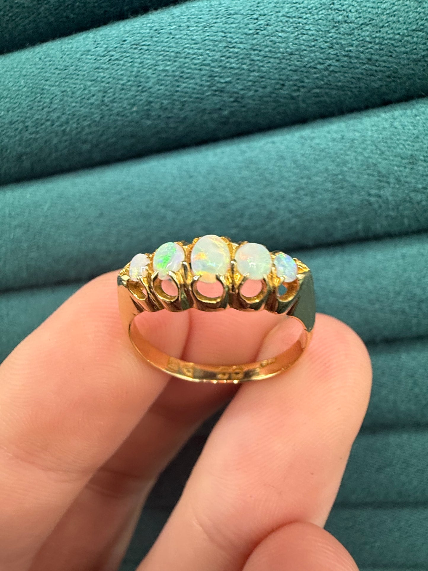 18ct gold opal boat ring antique