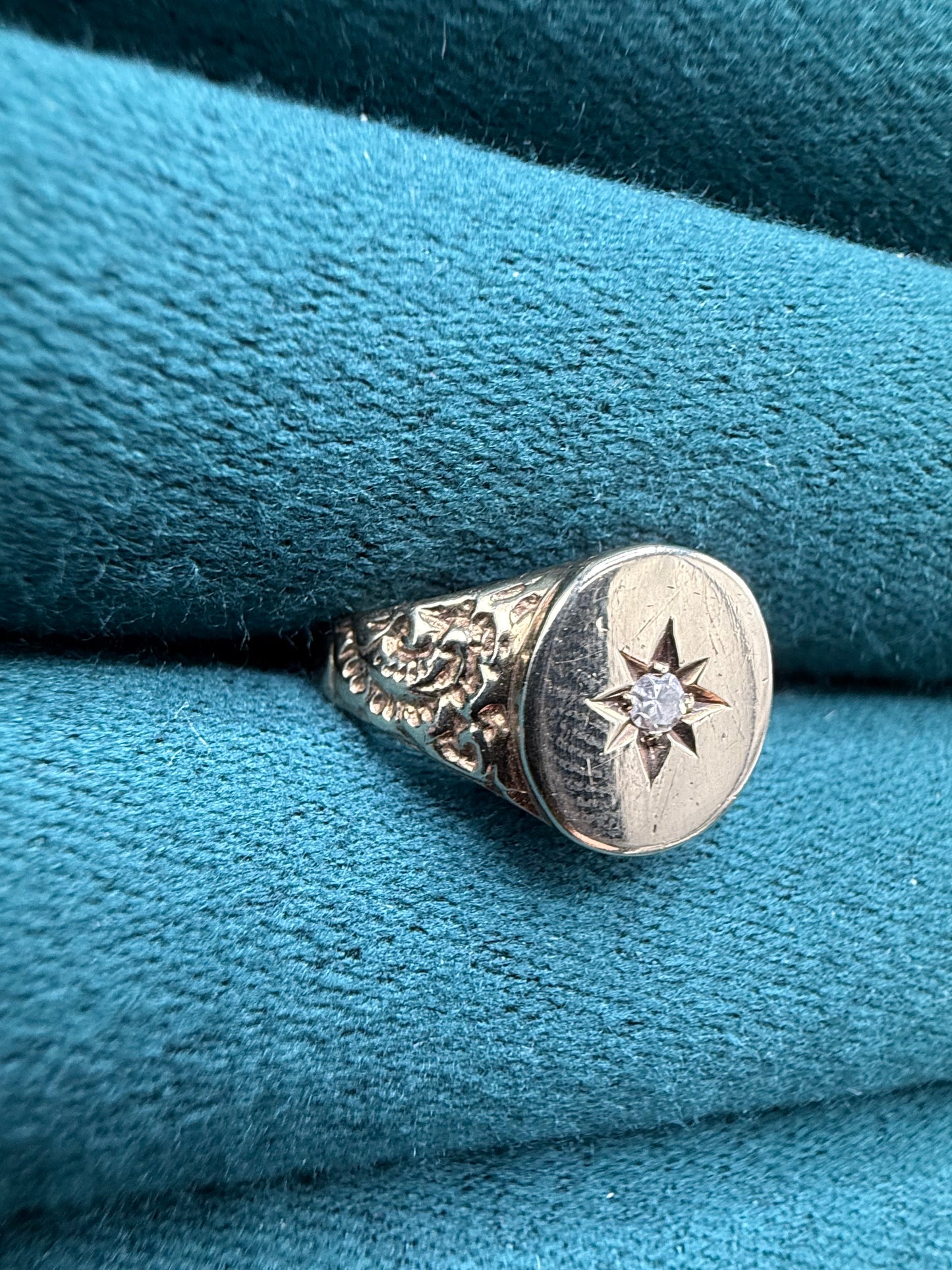 9ct gold diamond signet ring